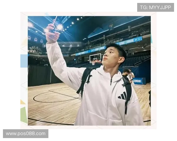 林葳在俄勒冈大学积极训练与队友们共同参与团建活动展现团队精神