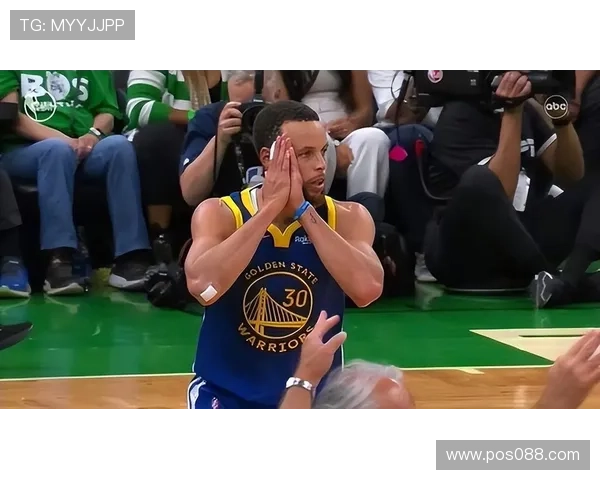 NBA球星心目中的最佳庆祝动作解析库里晚安安詹姆斯戴皇冠与耸肩风采